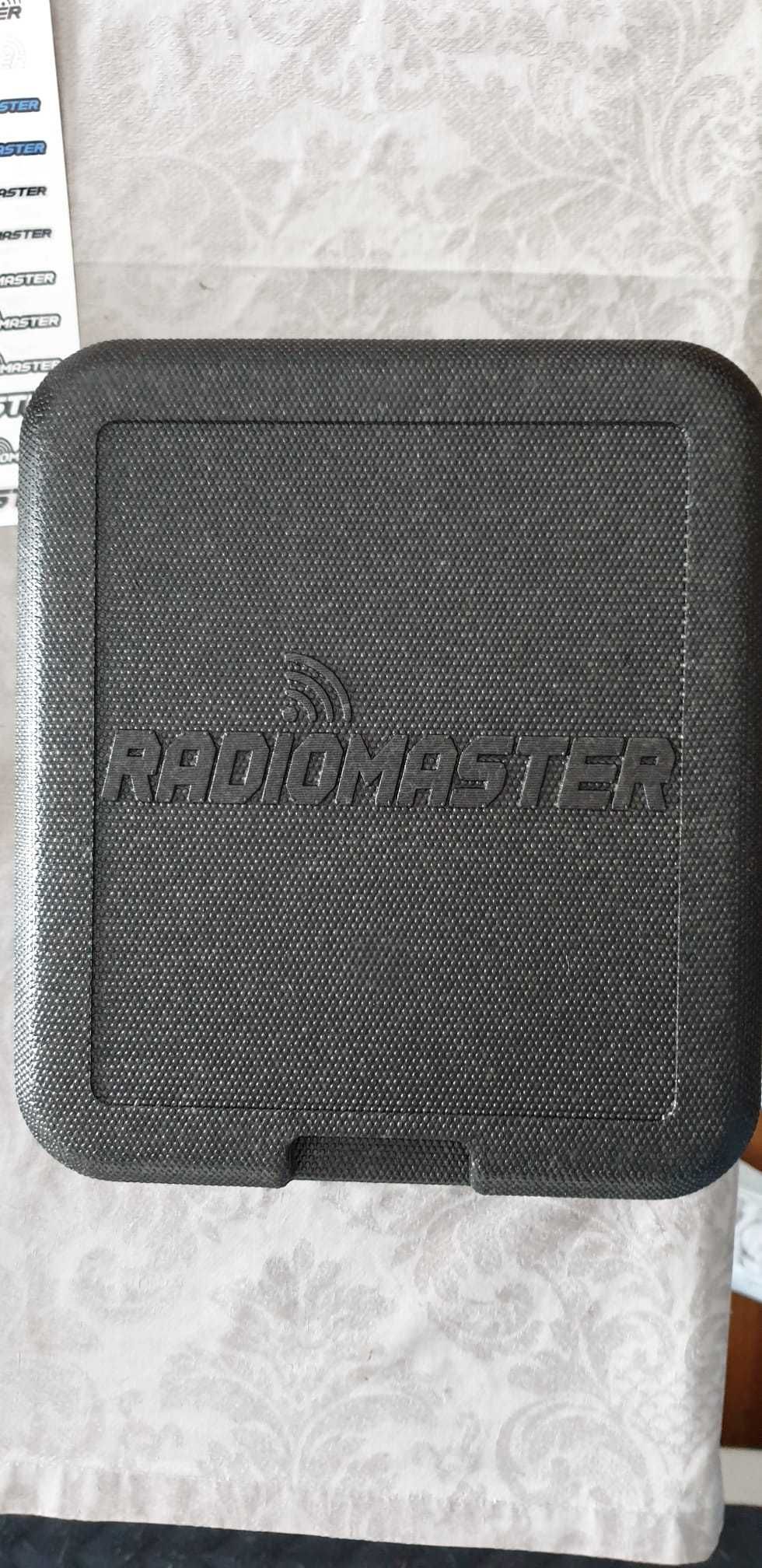 RADIOMASTER TX16S MKII (M2) Transmissor ELRS 2.4 - NOVO com caixa