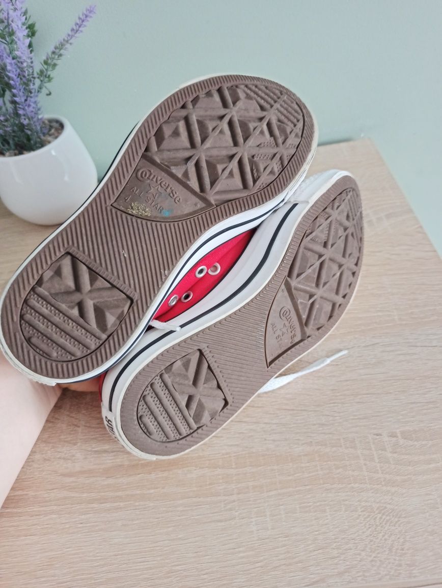 Trampki krótkie czerwone Converse rozm.36,5