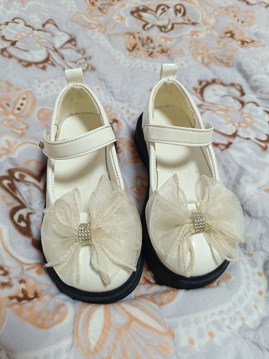 Продам   туфлі .