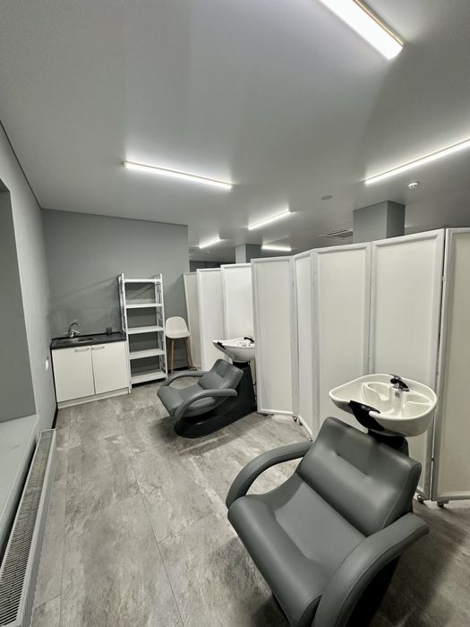 Оренда кабінетів і місце для перукарів