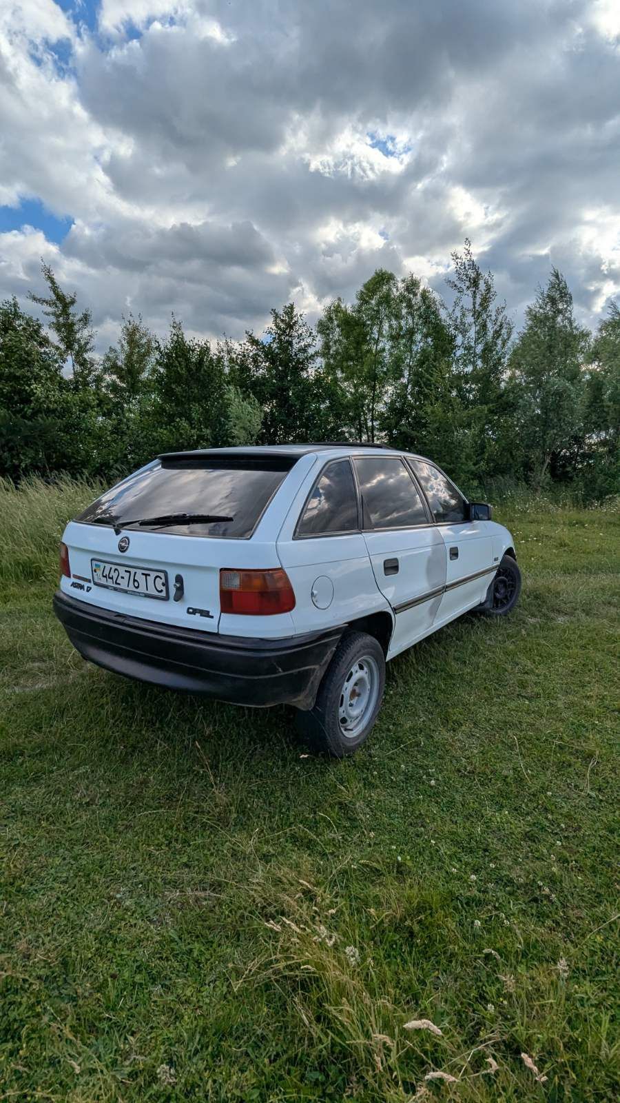 Продам терміново Opel Astra F 1.7 дизель