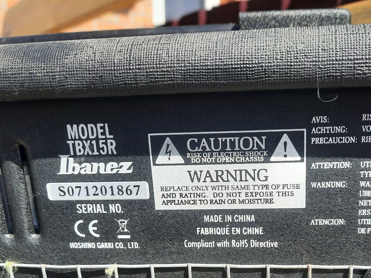 Ibanez TBX15R підсилювач