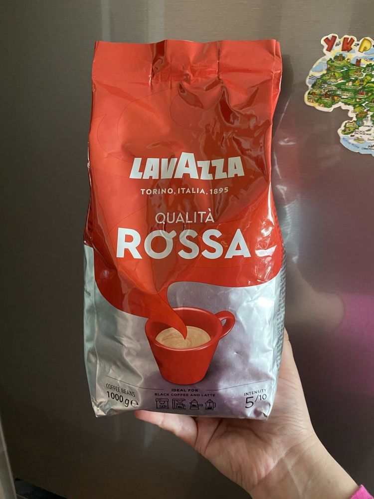 Кава Lavazza Qualita Rossa в зернах 1 кг