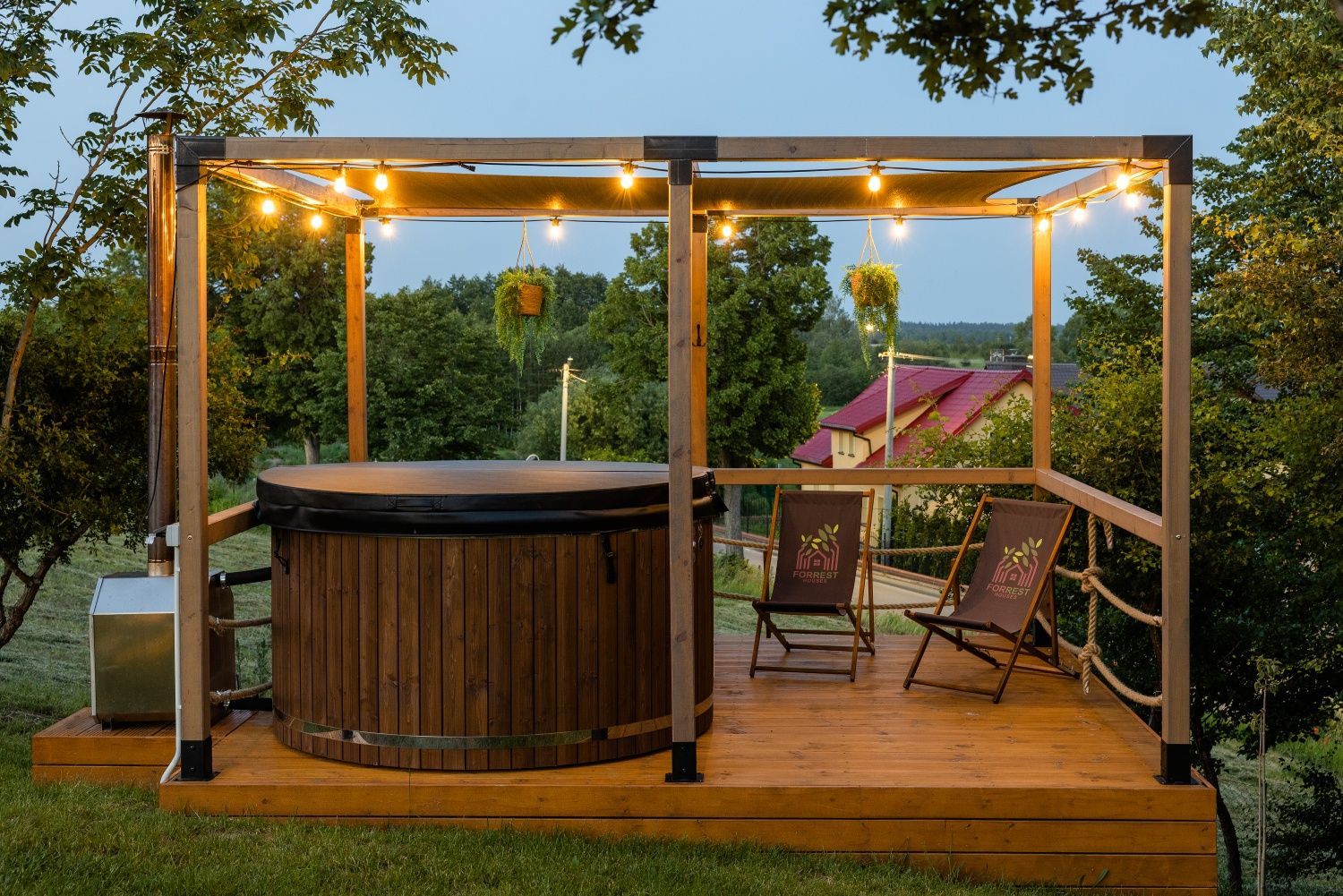Domek z jacuzzi  na Mazurach  ,weekend 15 sierpnia zajety . , noclegi-