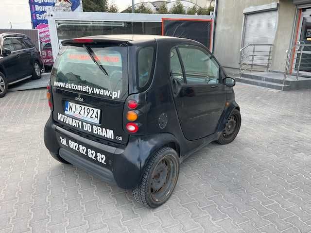 smart for two diesel 2000r dla handlowca - reklama - wyświetlacz led