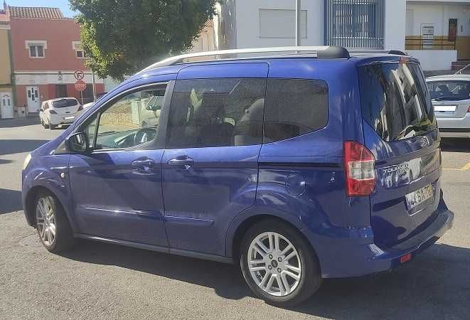 Ford Torneo Courier