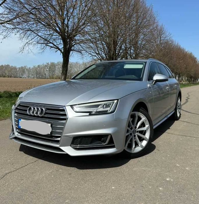 Продаж Audi A4 2017