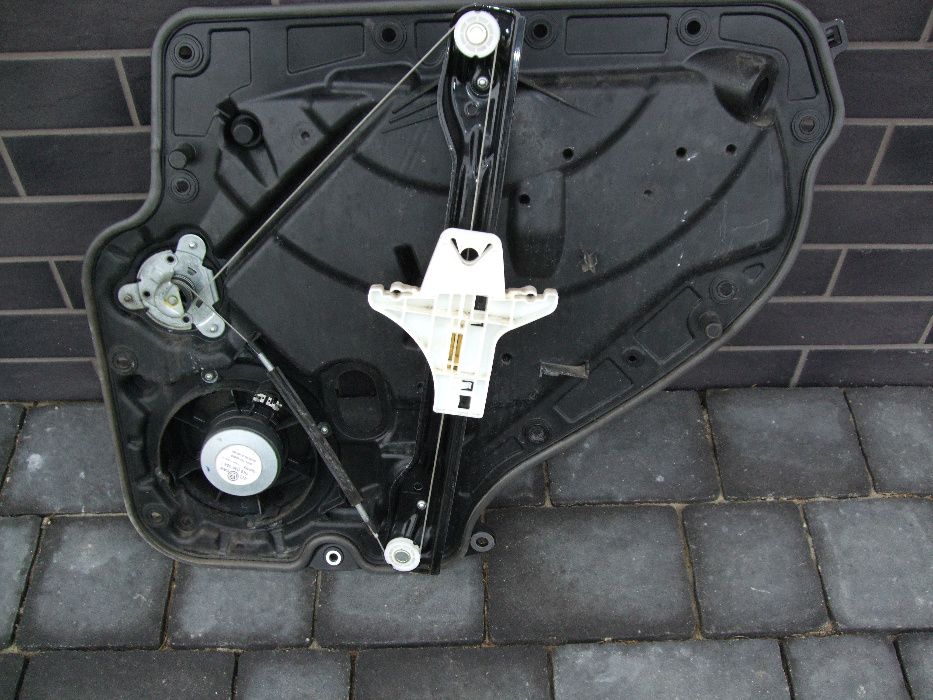Sprzedam podnosnik kpl golf 6
