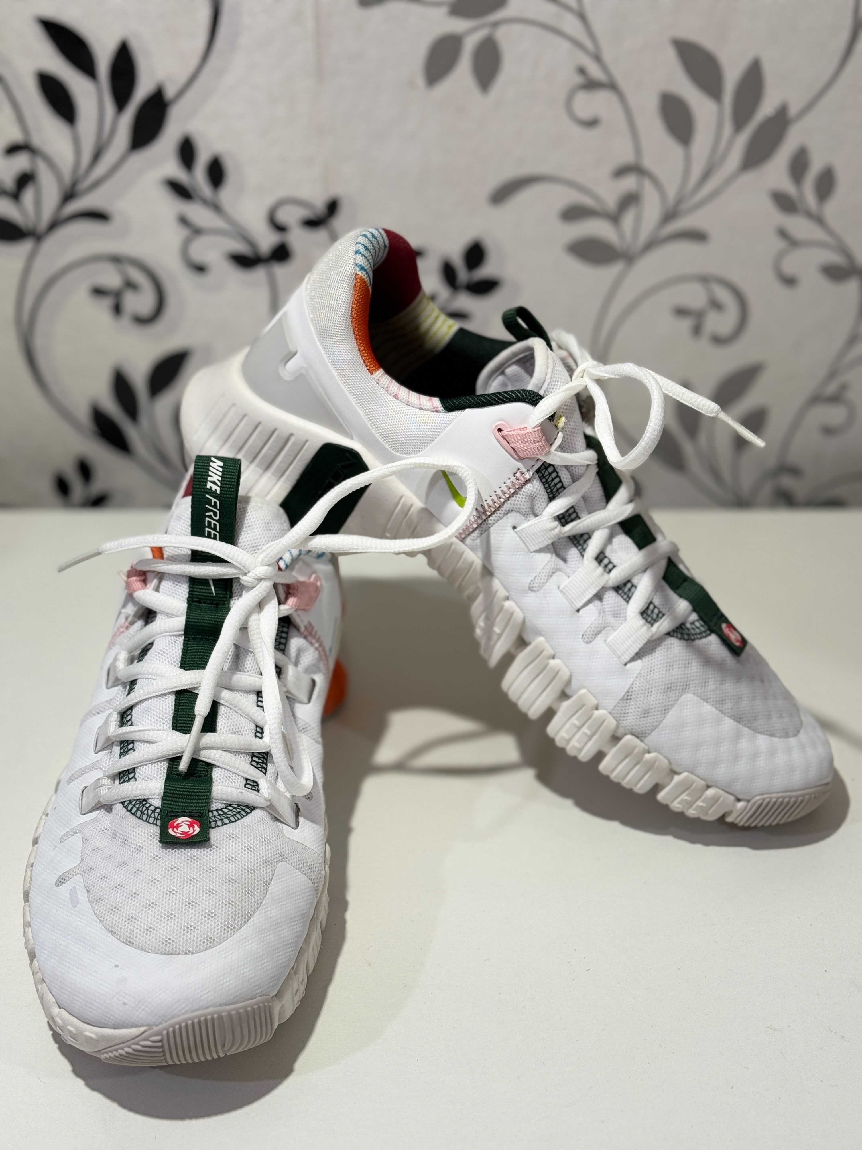 Кросівки тренувальні жіночі Nike FREE METCON 5 FN8920-161, 40.5р