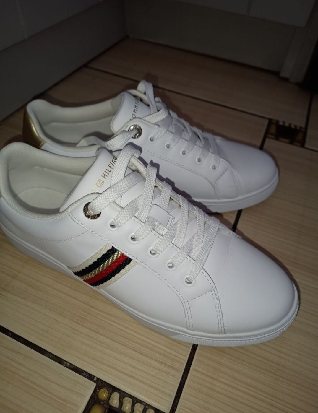 Buty Tommy Hilfiger rozmiar 39