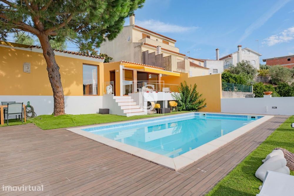 Moradia junto à Albufeira de Castelo Do Bode