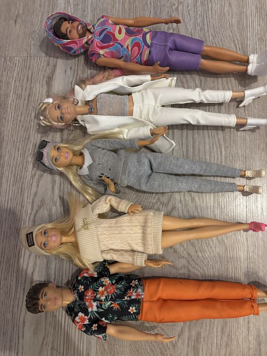 Zestaw lalek barbie