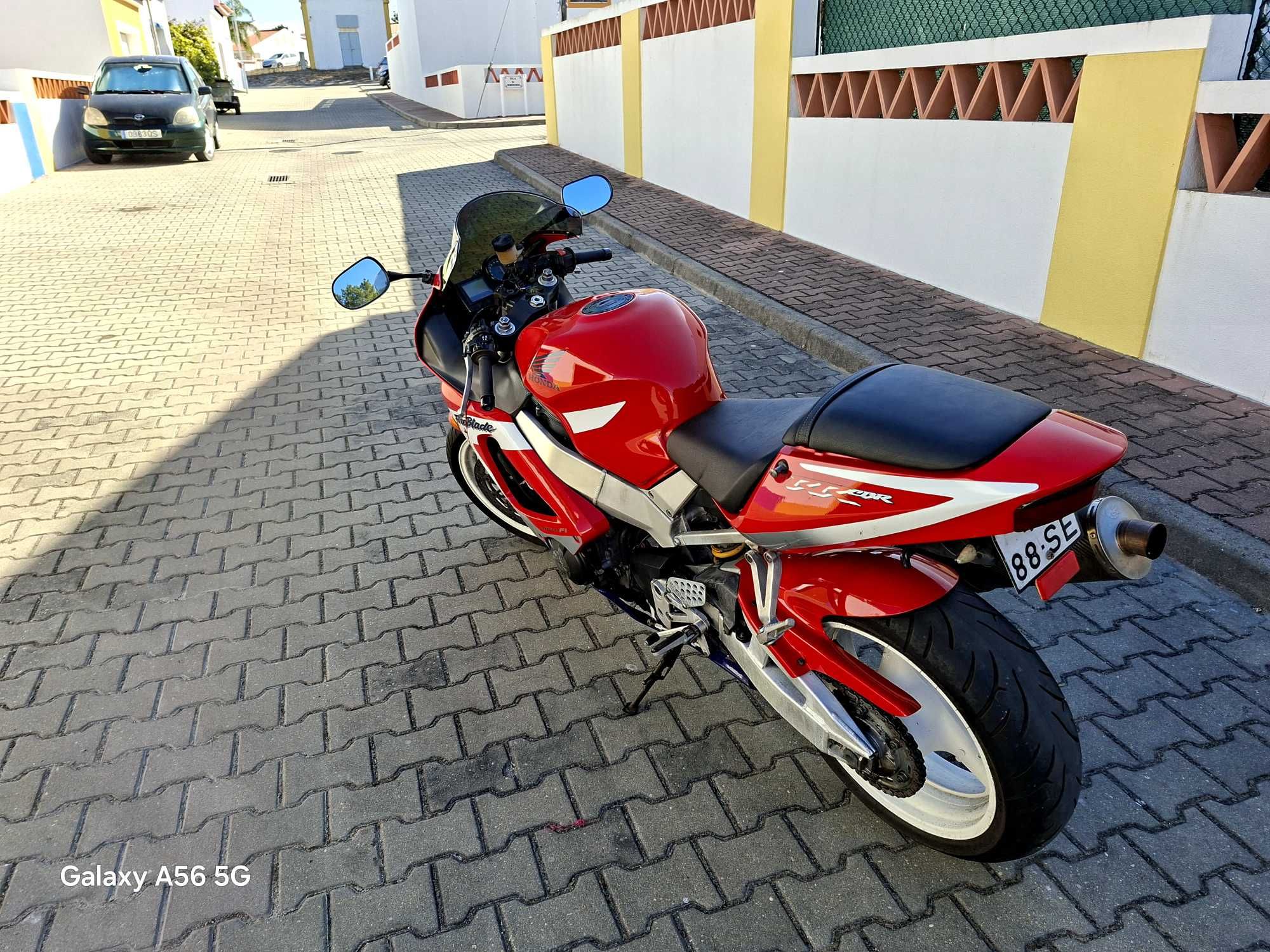 Segue para venda Honda Cbr 929rr
