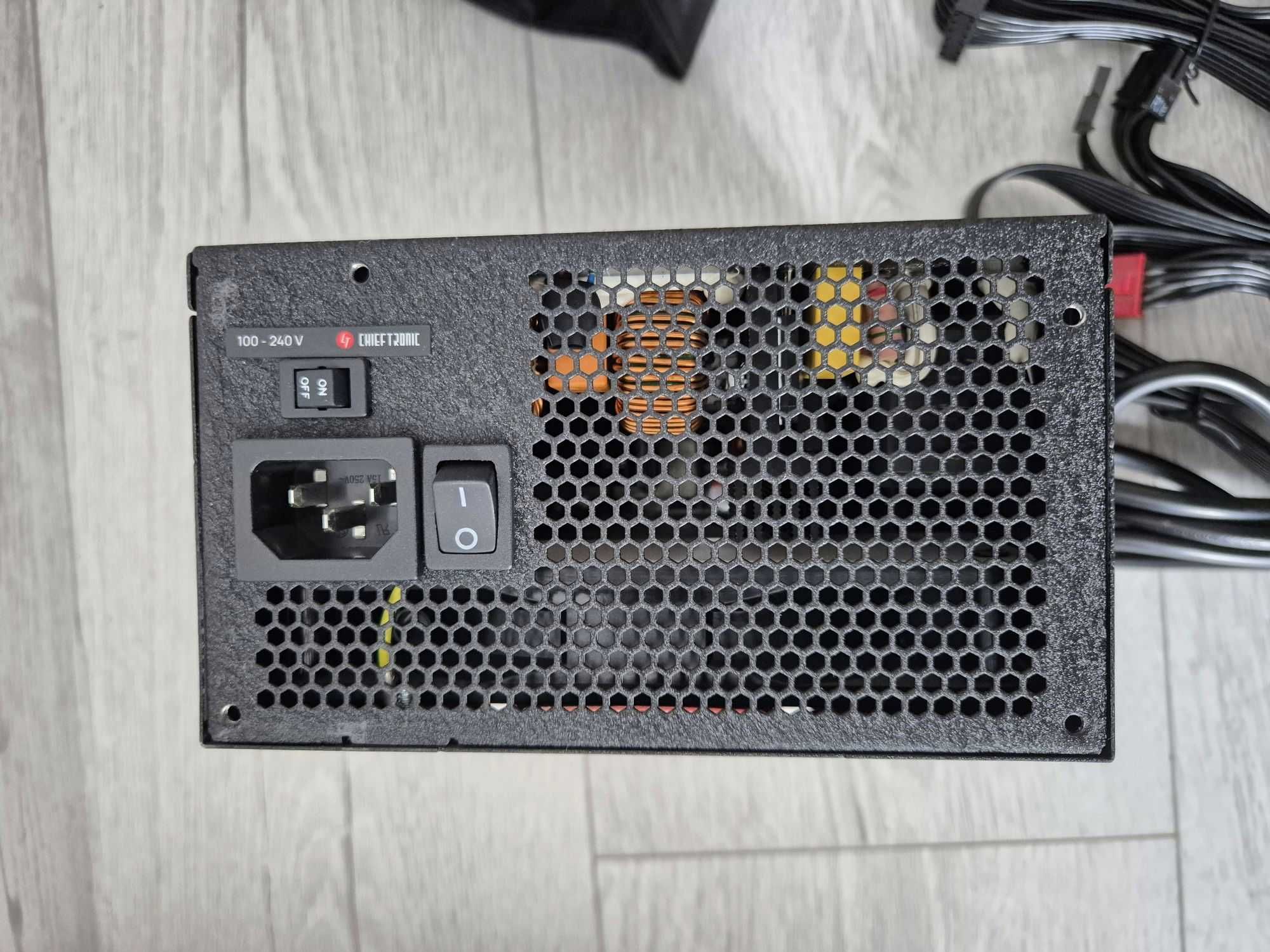 ігровий блок живлення 750W CHIEFTRONIC (Chieftec PowerPLAY GOLD гібрид