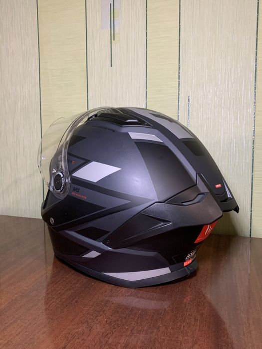 Мото шлем MT Stinger 2 размер S новый