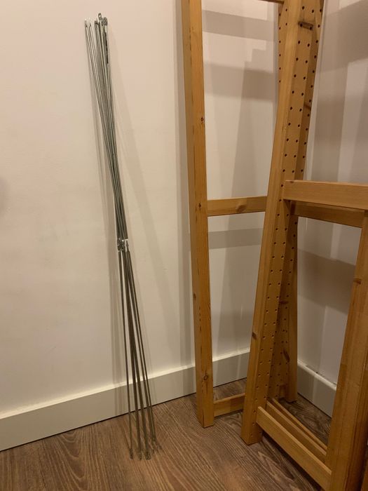 Estantes IVAR com 20 prateleiras