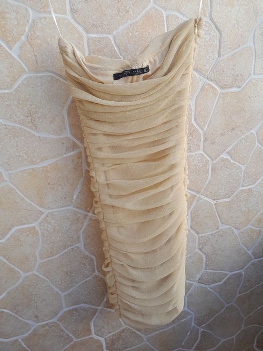 Vendo varias peças de roupa