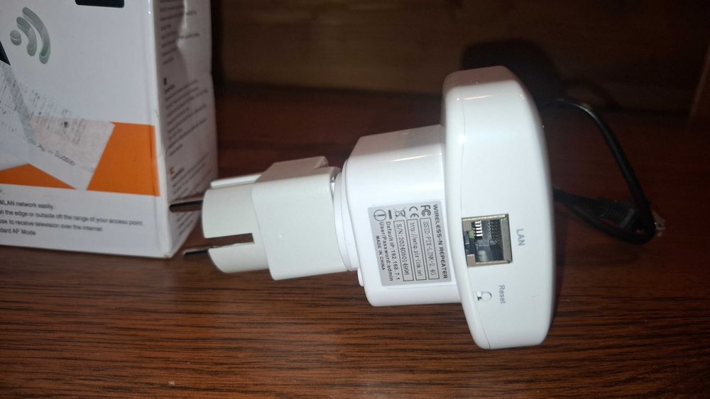 Wi-Fi Wireless Repeater - Repeater Bezprzewodowy Wi-Fi