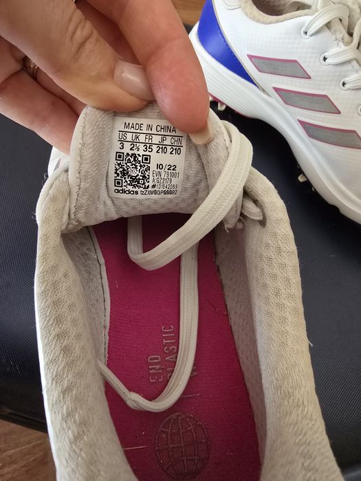 Tênis adidas para golfe