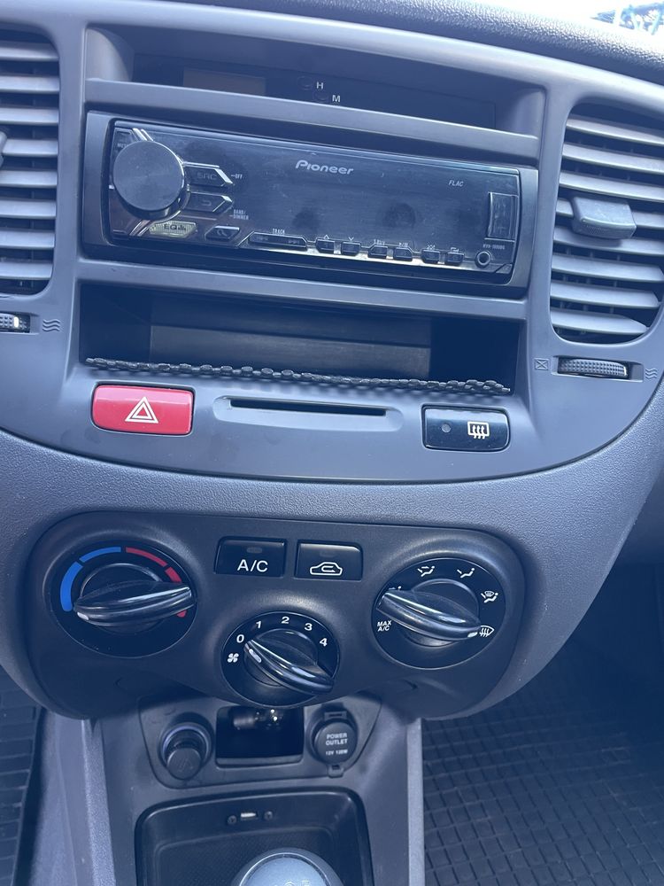 Продам Kia Rio 2008 г. 1.4 газ/бензи