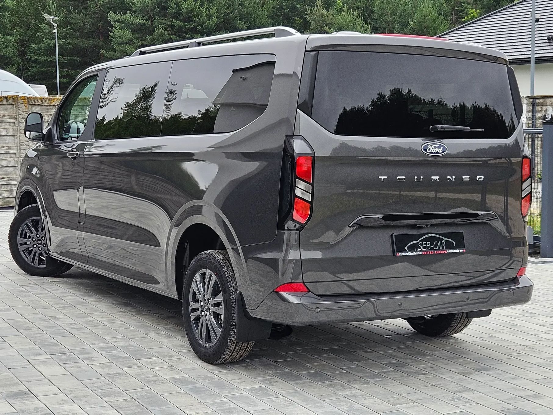 Ford Tourneo Custom L2 Long drzwi NOWY BEZ PRZEBIEGU Automat Faktura VAT23%