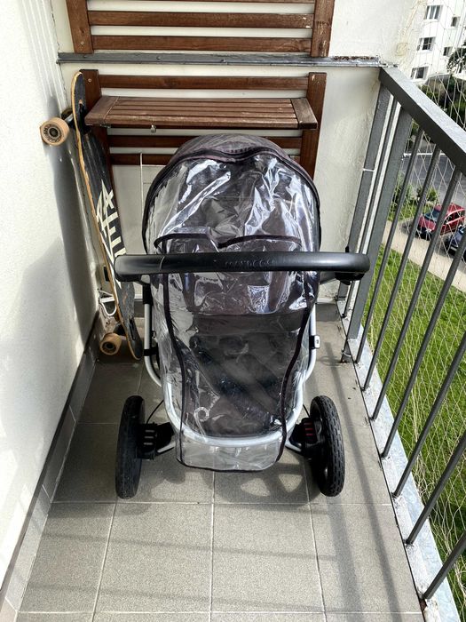Wózek spacerówka Maxi Cosi Nova + folia przeciwdeszczowa