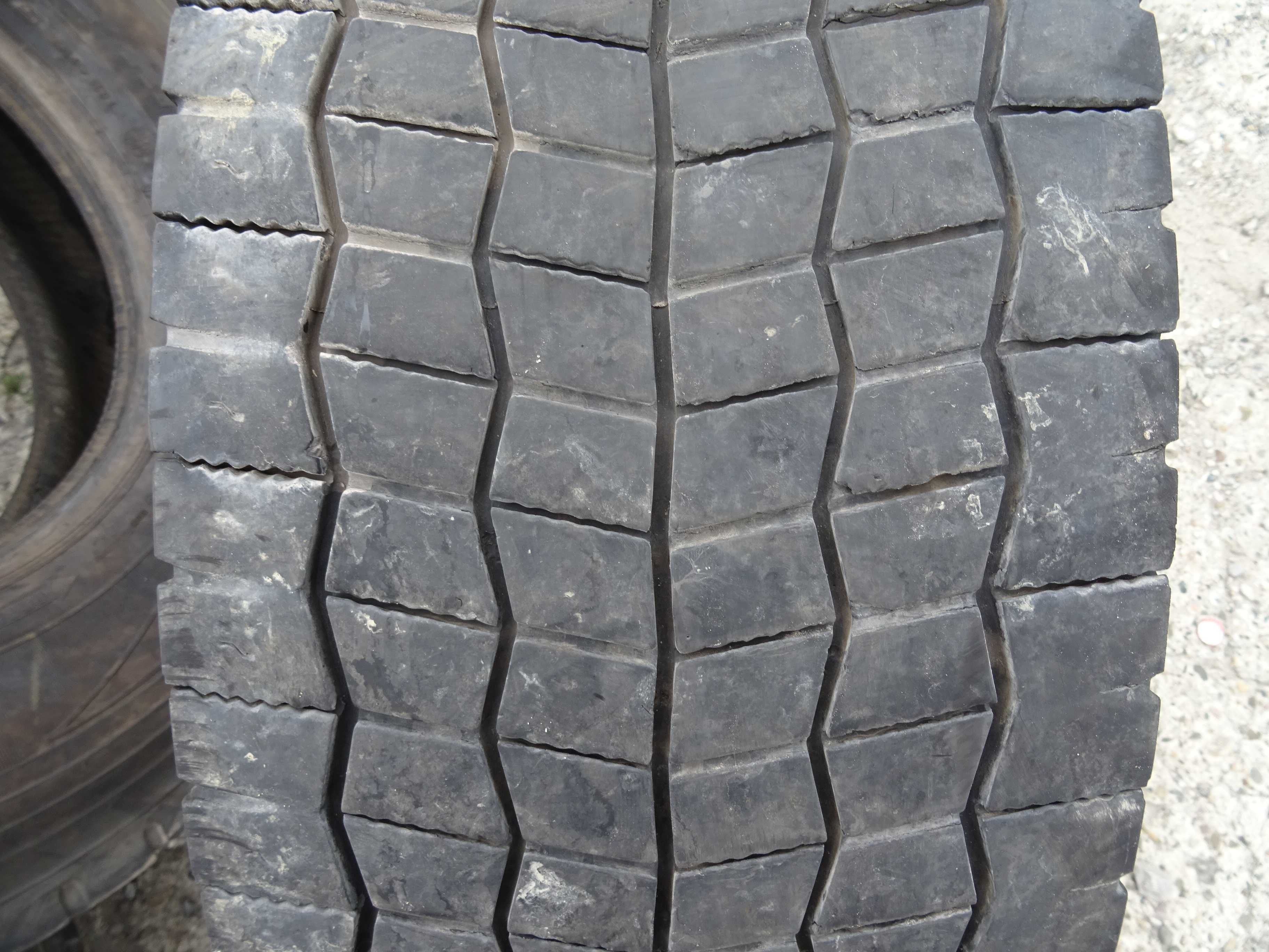 opona 295/60R22.5 Hankook DH31 (660 netto)