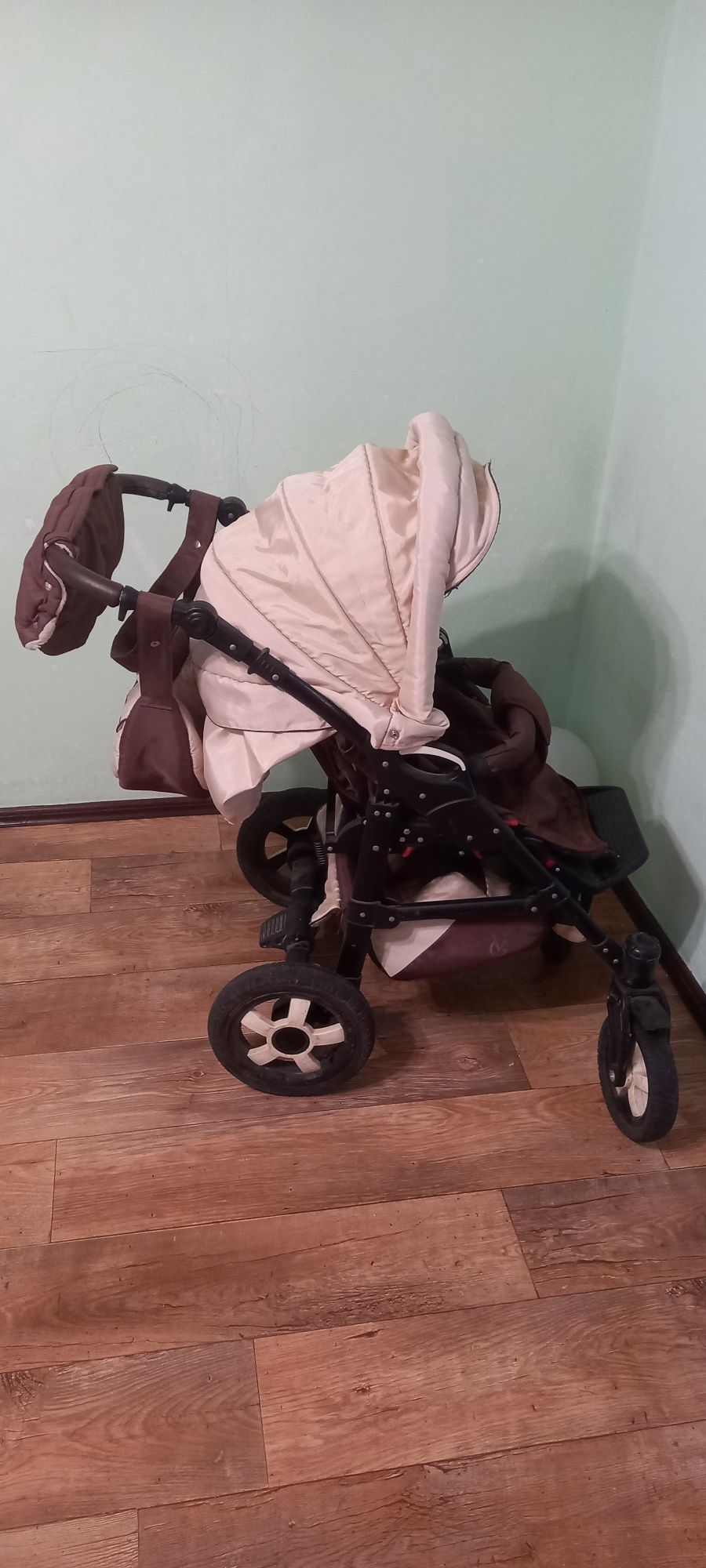 Продам дитячу коляску 2в1