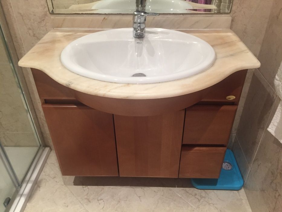 Móvel casa de banho em madeira mdf com lavatório roca