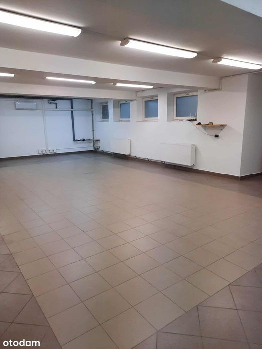 BEZPOŚREDNIO lokal użytkowy-magazynowy w suterenie