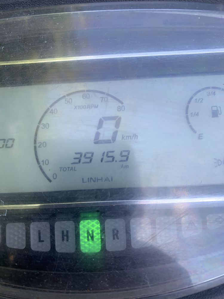 Квадрик лінхайн 550 кубів 2020 рік.