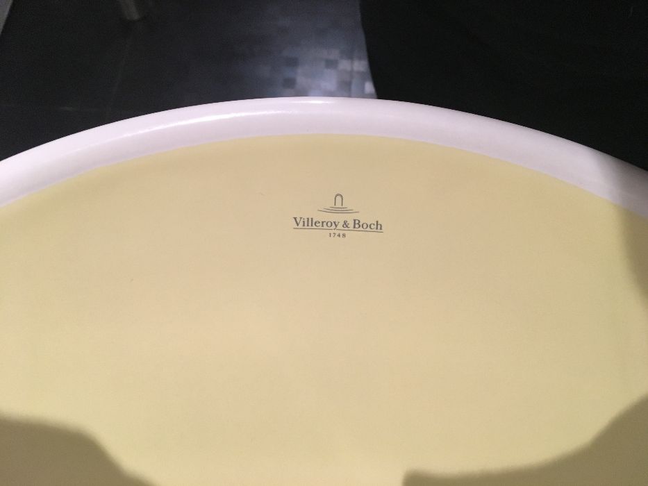 Umywalka nablatowa Villeroy & Bosch żółta