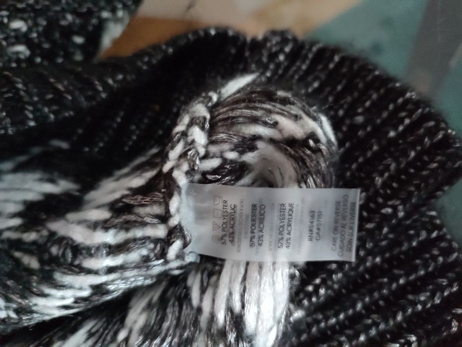Sweter Calvin Klein M 38