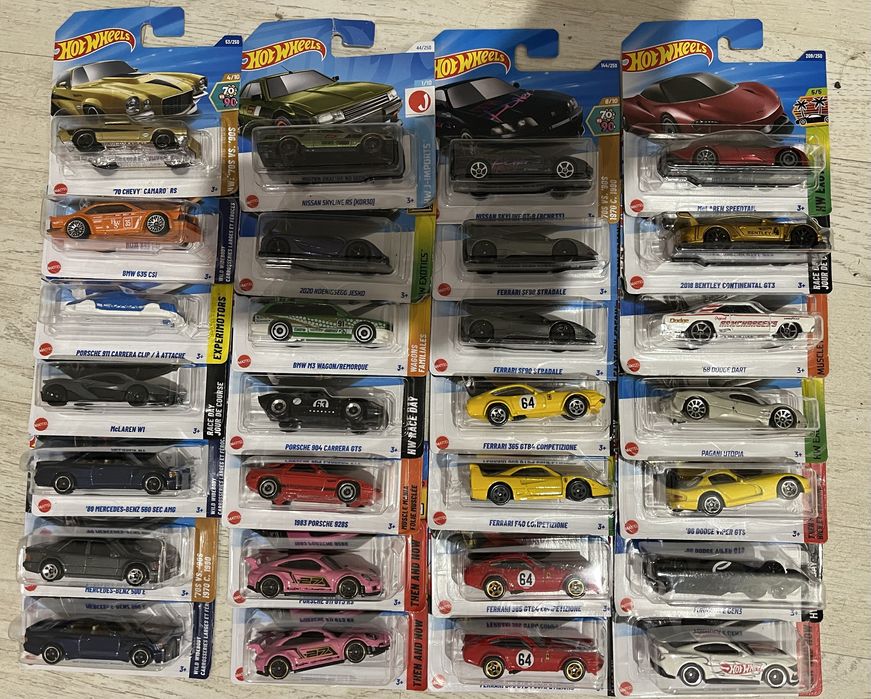 Hot wheels porsche ferrari mercedes