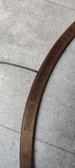 Wieszak drewniany zabytkowy