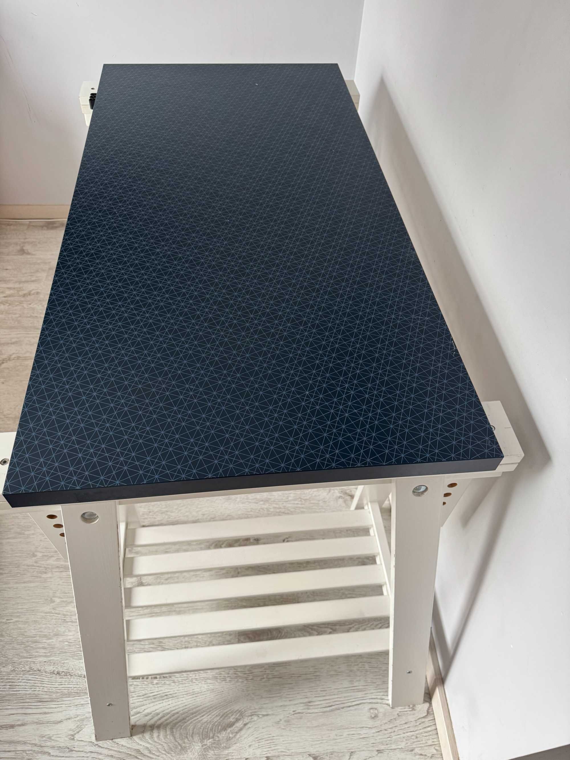 Blat biurka z półką na kable IKEA