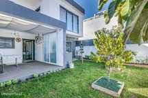Moradia T2 para venda