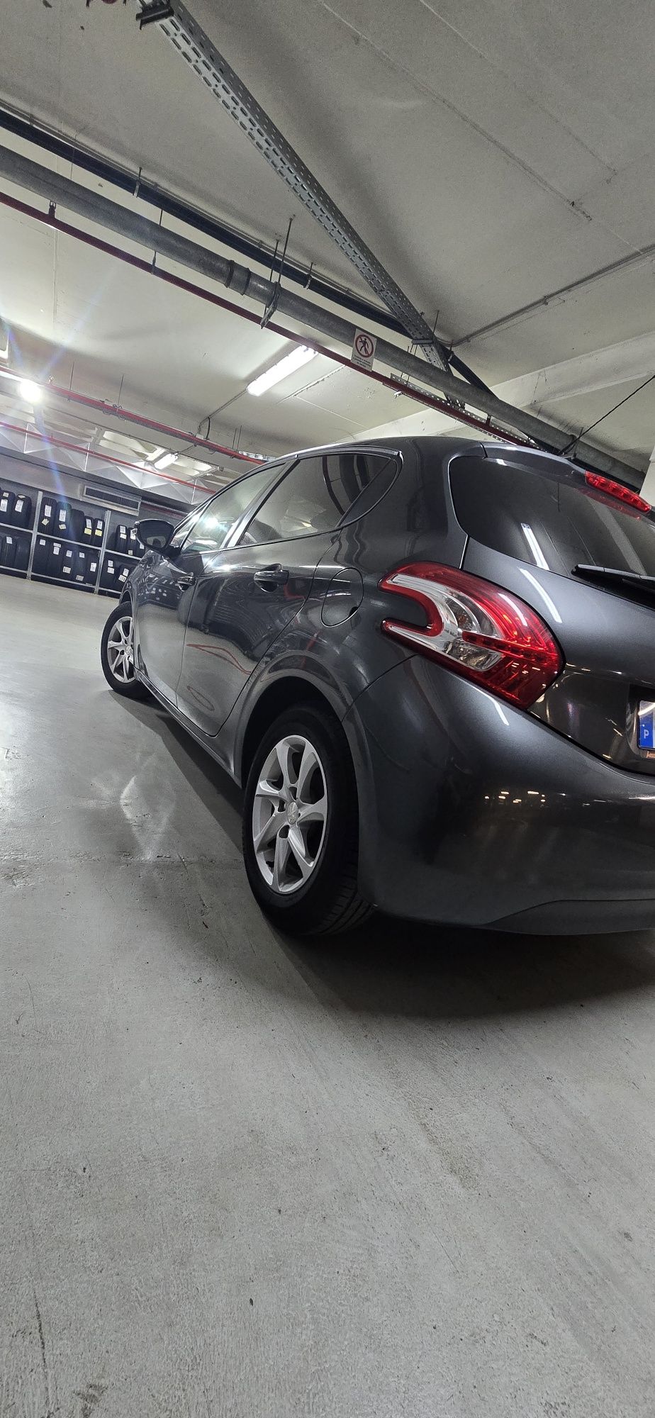 Peugeot 208 1.2 2013 puretech