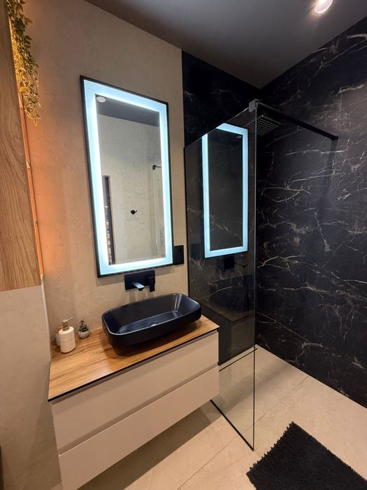 Продаж котеджу з дизайнерським ремонтом та меблями