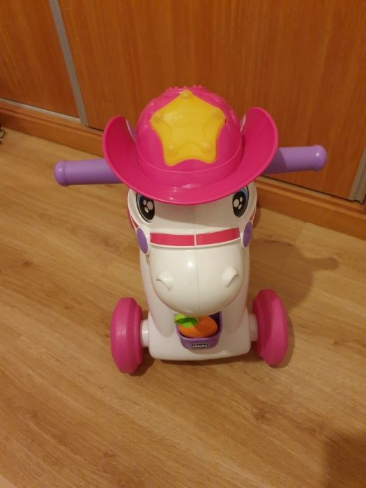 Cavalo Chicco para criança