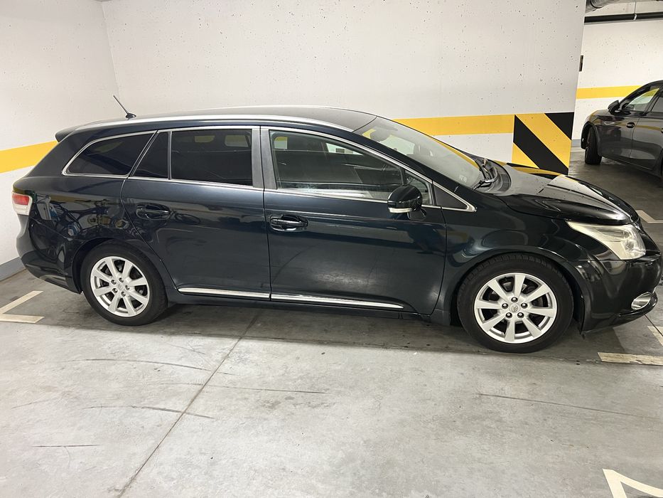 Toyota Avensis t27 Polski Salon