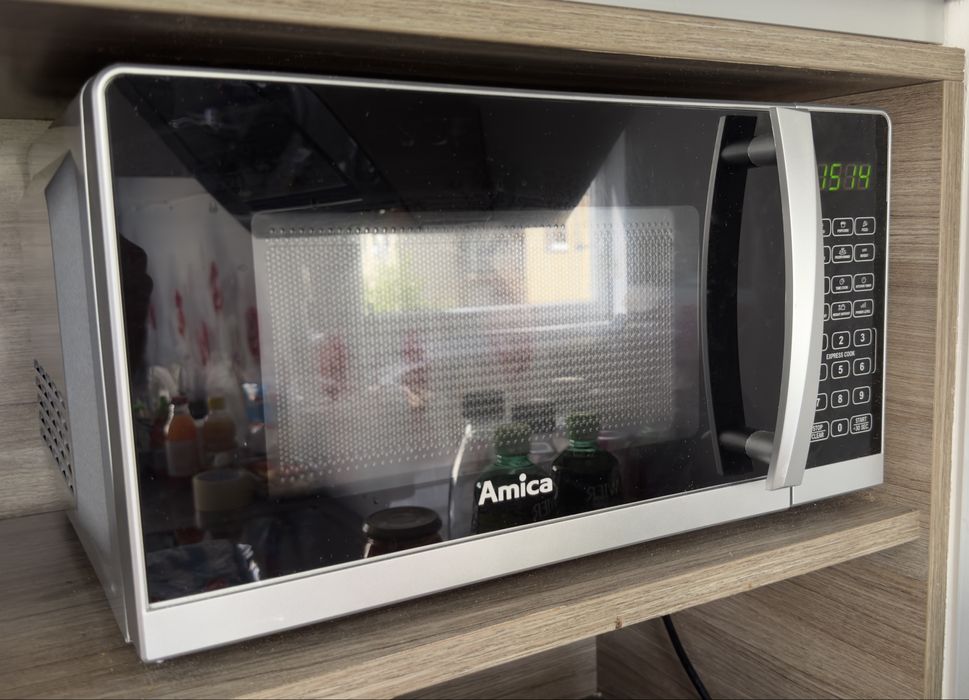 Kuchenka mikrofalowa AMICA AMGF20E1S jak nowa! Gwarancja