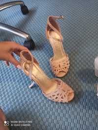 Sandały  buty szpilki pudrowy róż skóra ażurowe r. 39