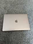 MacBook Air M1 (2020) – Gold – 16 GB RAM – Stan bardzo dobry