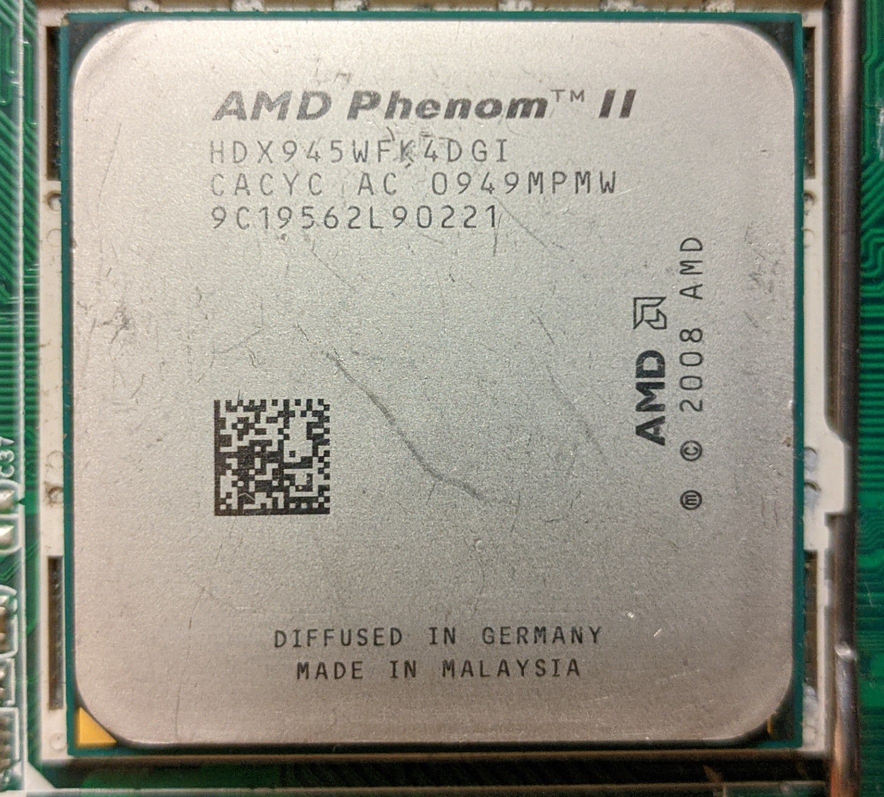 4-ядерний процесор AMD Phenom II x4 945 HDX945WFK4DGI