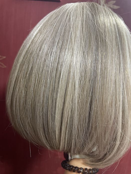 Продам парик светло-русый