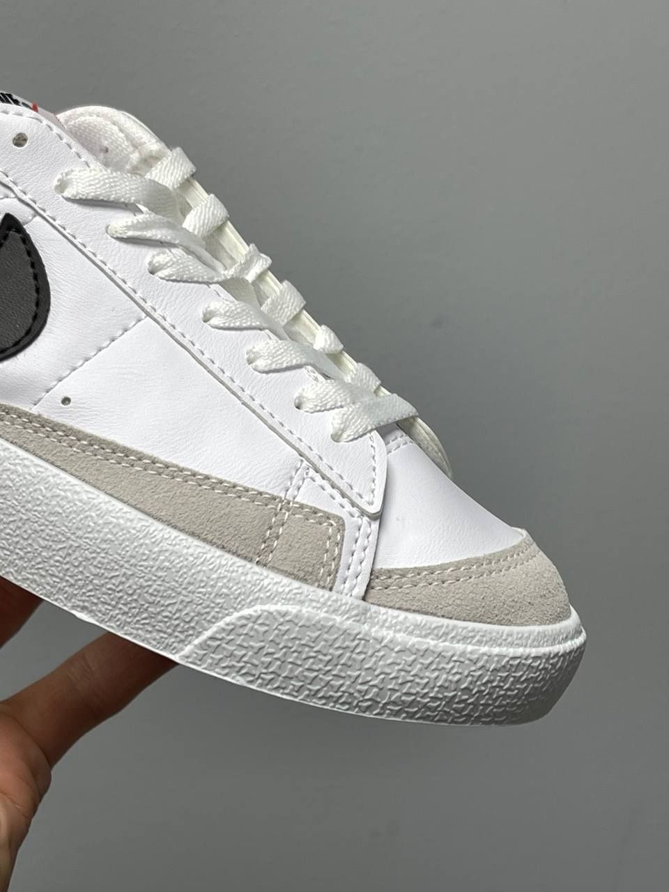 Жіночі кросівки Nike Blazer Low ‘White Black Logo’