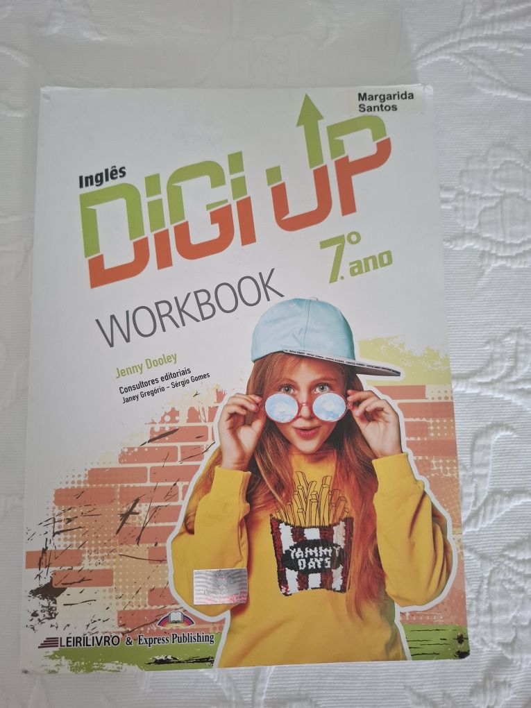 Livro inglês Dugi Up 7° Ano