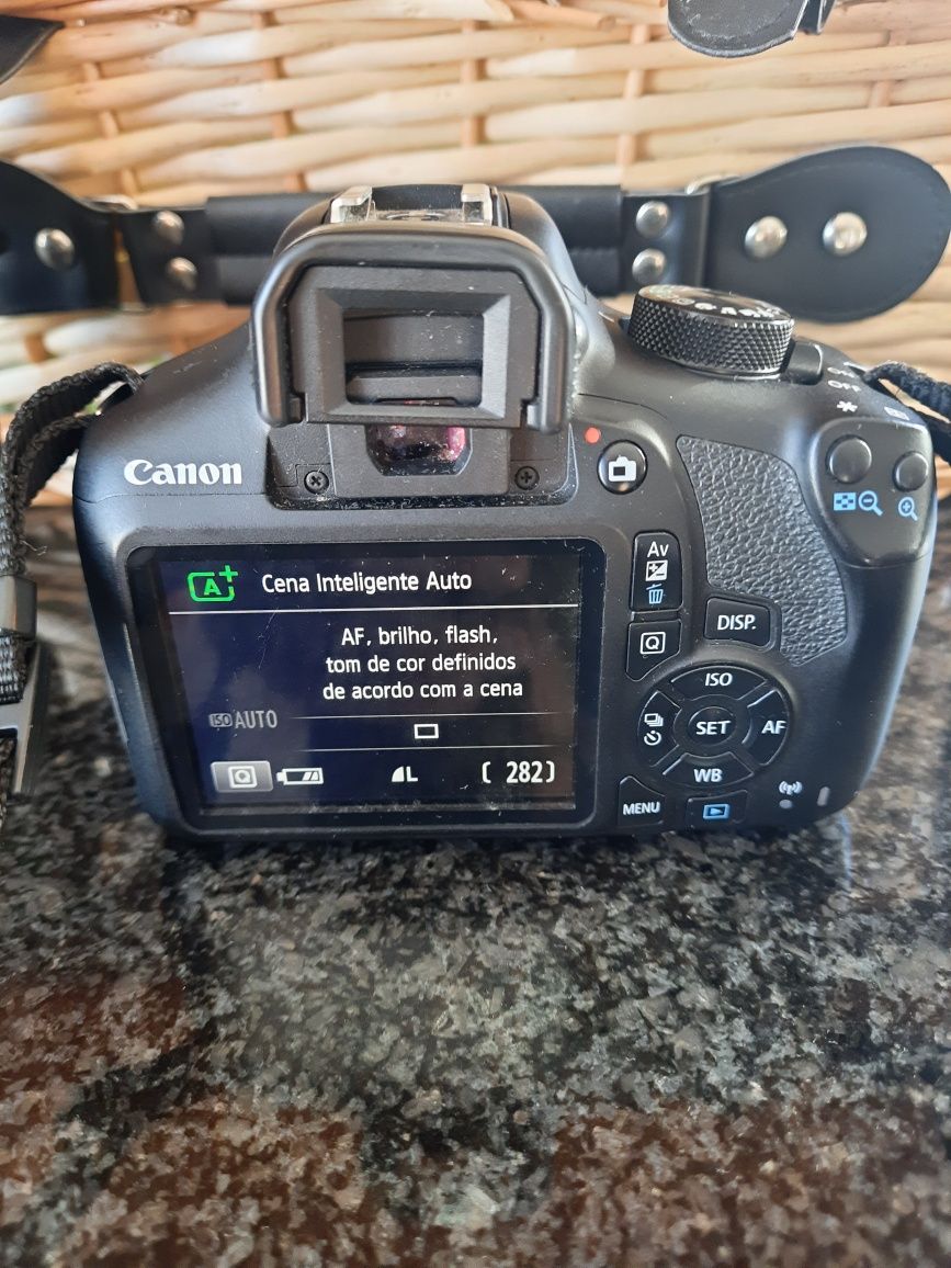 Canon EOS 1300D como nova