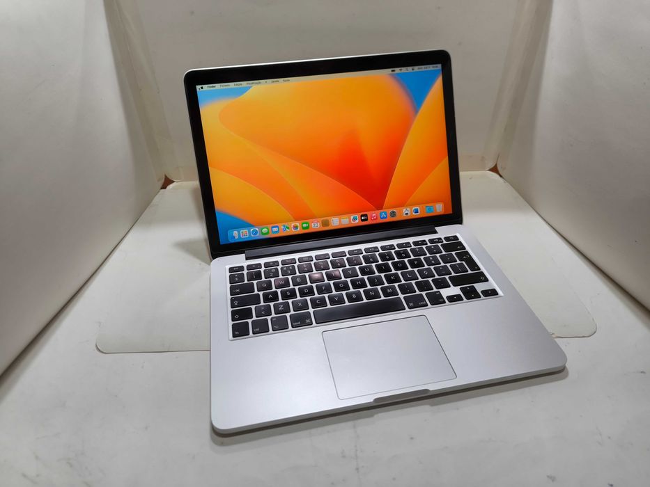 Apple Macbook Pro 13 i5 SSD 256GB 8GB ram Iris Retina